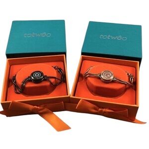 TOTWOO Sun & Moon Touch Bracelets Luxury Long Distance Engraved Couples Gift